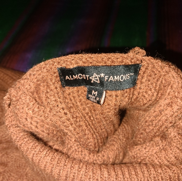 Sweater - Picture 3 of 4